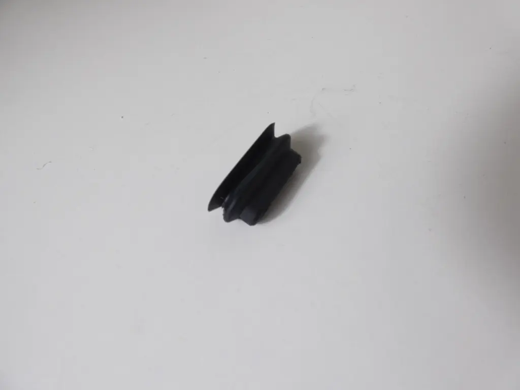 1070770