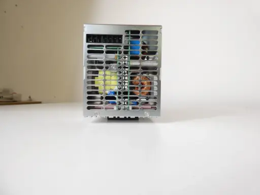 3016472
