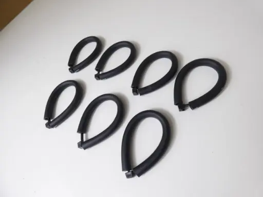 7900040