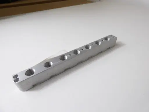 7900044